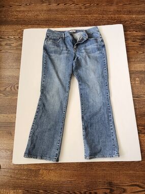 LEVI'S 515 Bootcut Jeans